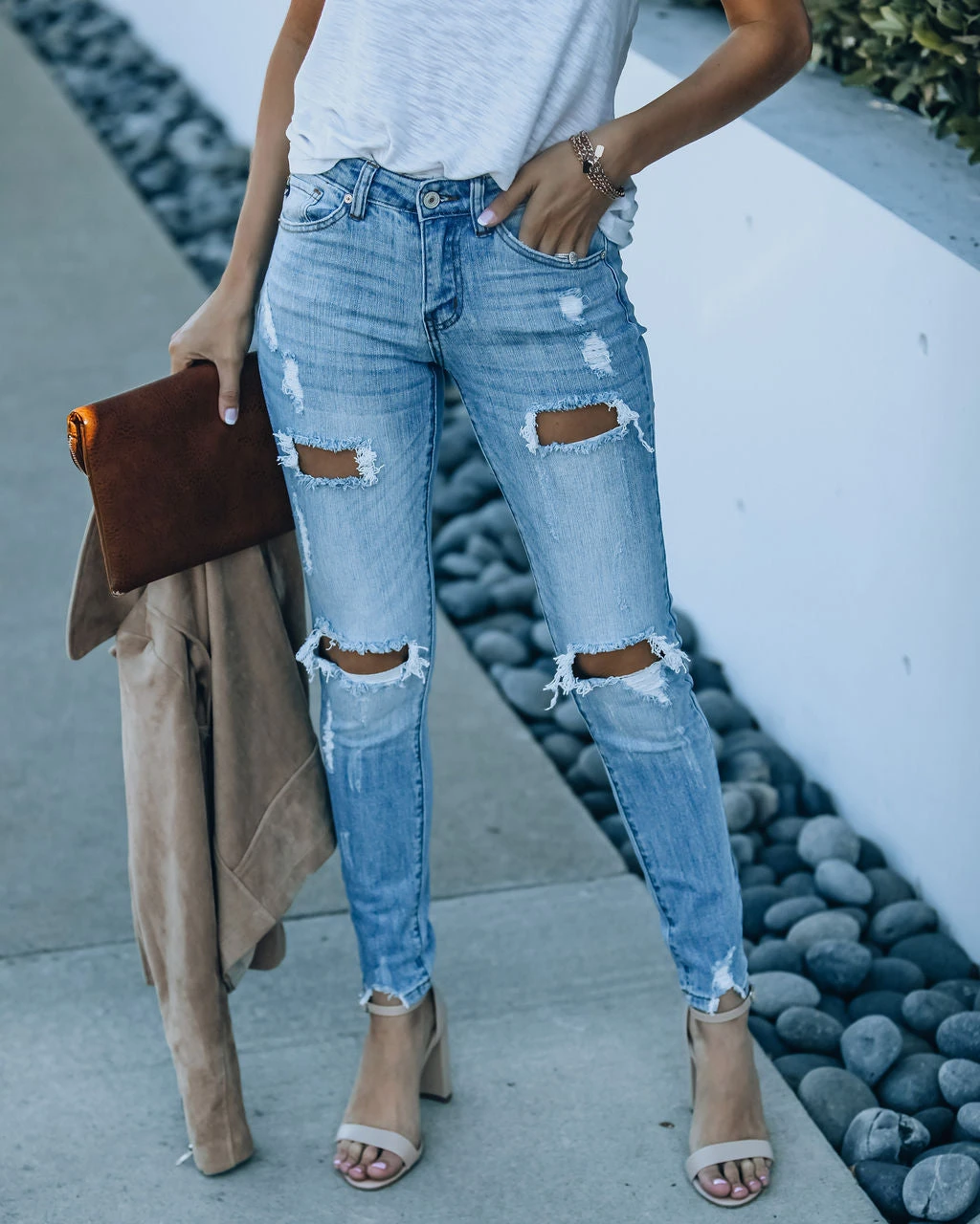KANC-001 Universal Mid Rise Distressed Skinny - Light Wash - FINAL SALE