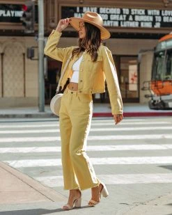 DEE-001 Cloverleaf High Rise Frayed Denim - Marigold - LAST CHANCE