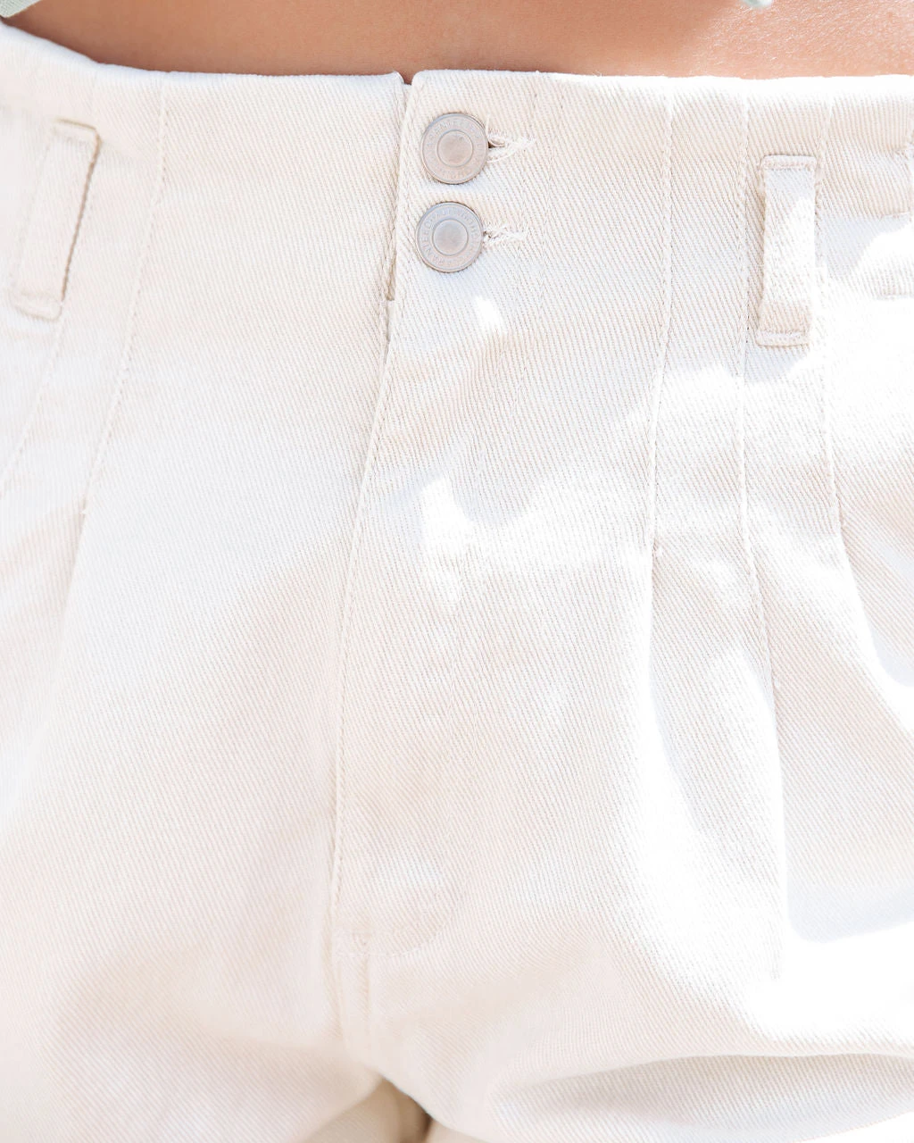 AAA-001 Dominique High Waisted Denim Shorts - Off White - FINAL SALE - Image 4