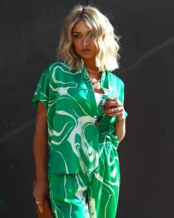 ENTR-001 Tropical Paradise Satin Printed Button Down Top - Green - SALE