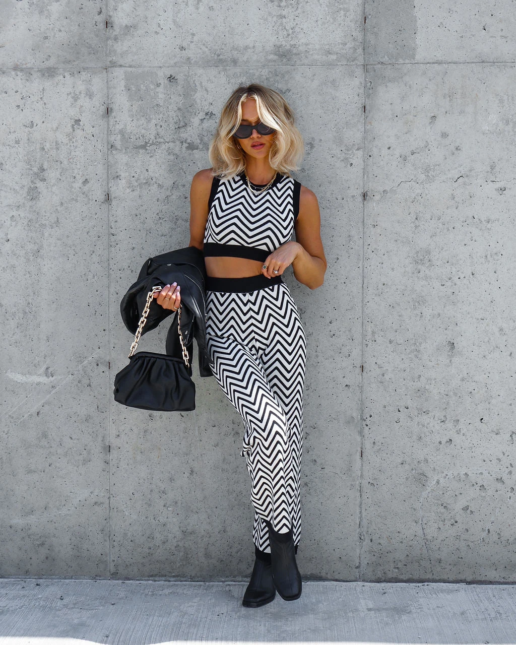 STOR-001 Twiggy Girl Chevron Knit Crop Top - FINAL SALE - Image 7