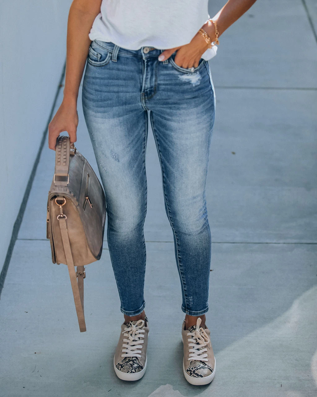 VERV-001 Tanner High Rise Distressed Skinny - FINAL SALE - Image 8