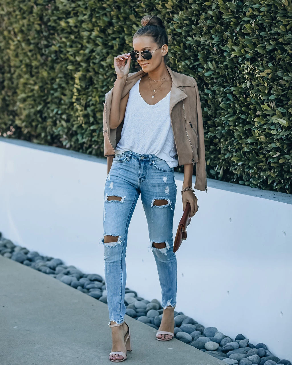 KANC-001 Universal Mid Rise Distressed Skinny - Light Wash - FINAL SALE - Image 6