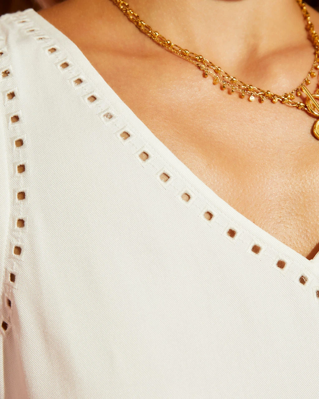 GILL-001 Portales Tank - White - Image 3