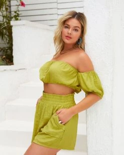 ACOA-001 Arnaz Off The Shoulder Crop Top - Lime